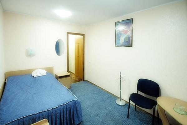Profssoyuzny Hotel Chernihiv Quarto foto